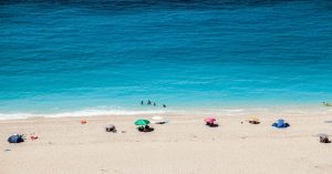 Κατάλληλες και ακατάλληλες παραλίες νομού Αττικής: ανασκόπηση της έρευνας ΠΑ.Κ.Ο.Ε. 2019