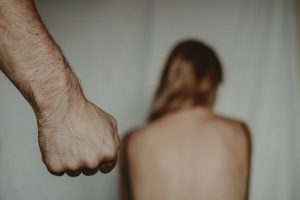 Το φαινόμενο της ενδοοικογενειακής βίας στην Ευρώπη